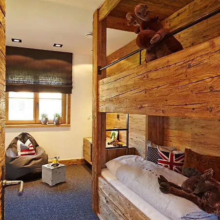 Chalet-f Chalet *