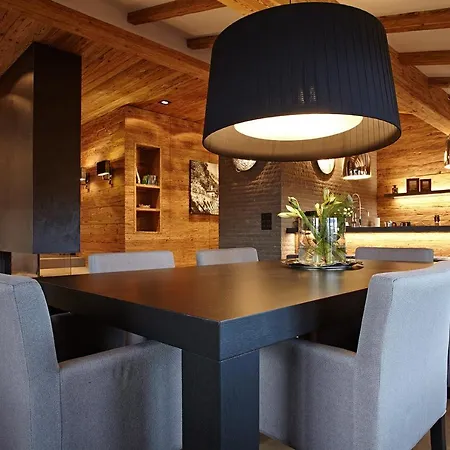 Chalet-f Domek alpejski *