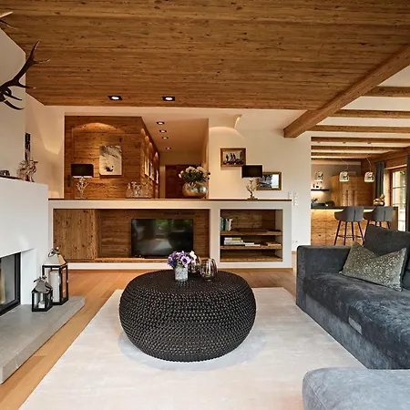 Chalet-f Chalet *